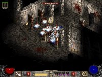 Mirex04, mobbed in temple.jpg